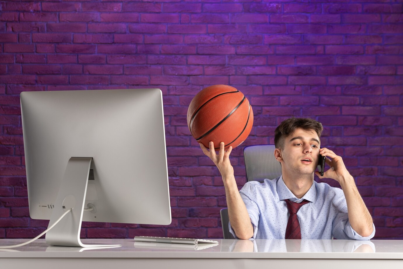 Betting on Basketball Tournaments: Focus on Game Tactics